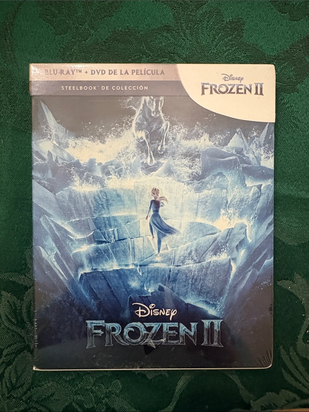 Disney Frozen II Steelbook - Light and Deep Blue Artwork